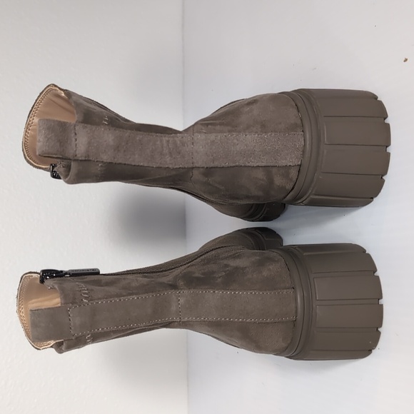 Blondo Prestly Waterproof Bootie Taupe Size 8.5 Side Zip Grey Tan - Picture 5 of 13